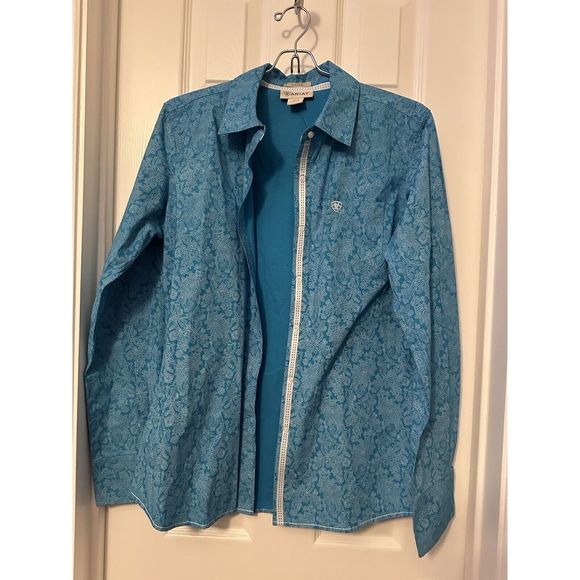 Ariat Tops - Ariat Shirt Womens M Blue White Paisley Print All Over Casual Button Up